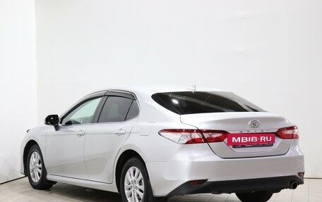 Toyota Camry, 2019 год, 2 230 000 рублей, 7 фотография