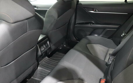 Toyota Camry, 2019 год, 2 230 000 рублей, 18 фотография
