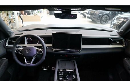 Volkswagen Teramont, 2026 год, 6 560 000 рублей, 10 фотография