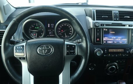Toyota Land Cruiser Prado 150 рестайлинг 2, 2015 год, 2 800 000 рублей, 6 фотография