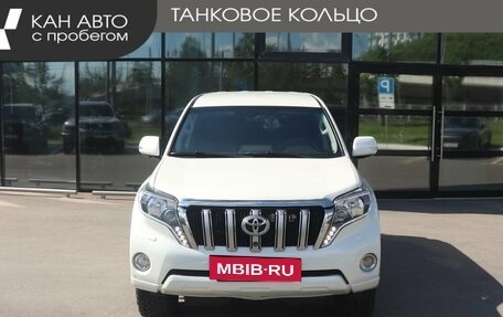 Toyota Land Cruiser Prado 150 рестайлинг 2, 2015 год, 2 800 000 рублей, 3 фотография