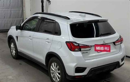 Mitsubishi RVR III рестайлинг, 2022 год, 1 750 000 рублей, 4 фотография