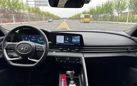 Hyundai Elantra, 2022 год, 1 400 080 рублей, 15 фотография