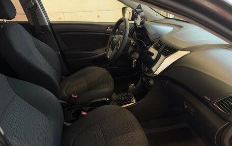 Hyundai Solaris II рестайлинг, 2016 год, 930 000 рублей, 9 фотография