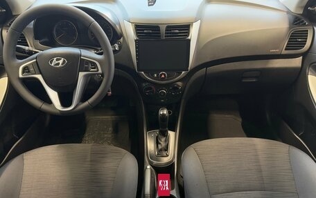 Hyundai Solaris II рестайлинг, 2016 год, 930 000 рублей, 8 фотография