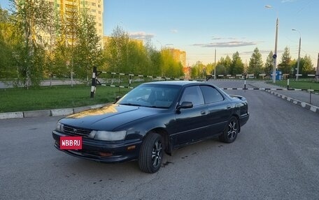 Toyota Vista, 1993 год, 350 000 рублей, 2 фотография