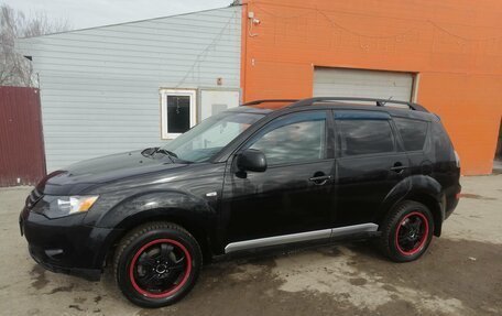 Mitsubishi Outlander III рестайлинг 3, 2008 год, 850 000 рублей, 1 фотография