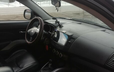 Mitsubishi Outlander III рестайлинг 3, 2008 год, 850 000 рублей, 5 фотография