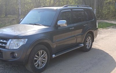 Mitsubishi Pajero IV, 2011 год, 1 950 000 рублей, 1 фотография