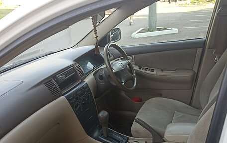 Toyota Corolla, 2004 год, 490 000 рублей, 4 фотография