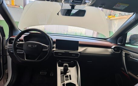 Geely Coolray I, 2022 год, 1 700 000 рублей, 10 фотография