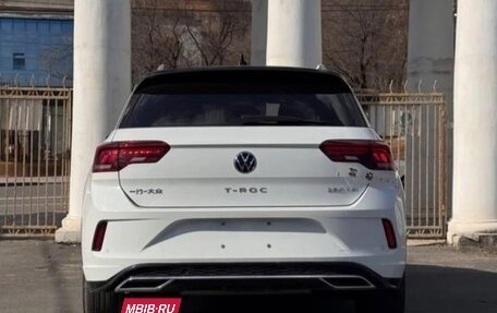 Volkswagen T-Roc I, 2022 год, 2 190 000 рублей, 6 фотография