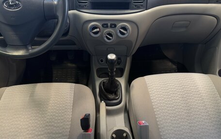 Hyundai Verna II, 2006 год, 450 000 рублей, 13 фотография
