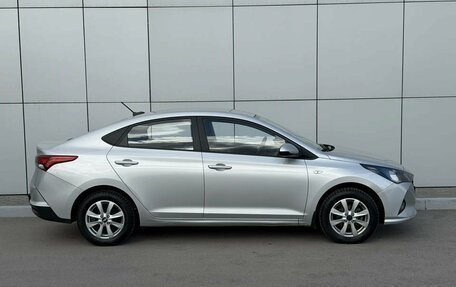 Hyundai Solaris II рестайлинг, 2021 год, 1 250 000 рублей, 6 фотография