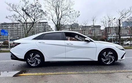 Hyundai Elantra, 2022 год, 1 400 480 рублей, 8 фотография