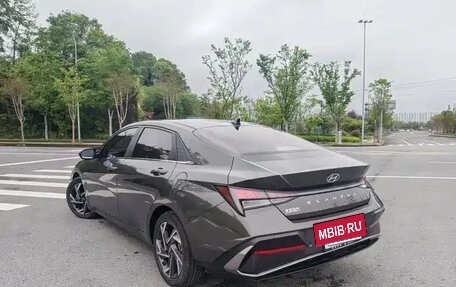 Hyundai Elantra, 2023 год, 1 511 580 рублей, 4 фотография