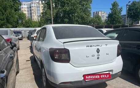 Renault Logan II, 2018 год, 568 000 рублей, 3 фотография