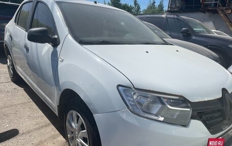 Renault Logan II, 2018 год, 568 000 рублей, 2 фотография