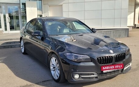 BMW 5 серия, 2015 год, 1 599 000 рублей, 2 фотография