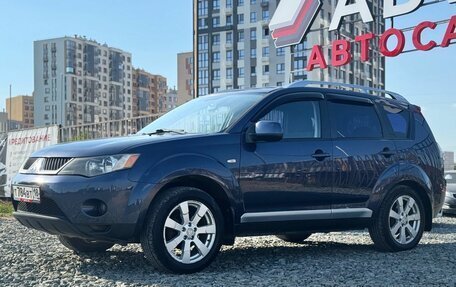 Mitsubishi Outlander III рестайлинг 3, 2008 год, 889 000 рублей, 4 фотография