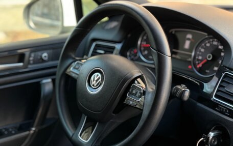 Volkswagen Touareg III, 2012 год, 2 059 000 рублей, 16 фотография