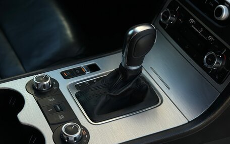 Volkswagen Touareg III, 2012 год, 2 059 000 рублей, 18 фотография