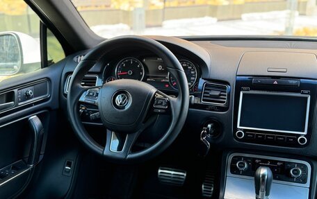 Volkswagen Touareg III, 2012 год, 2 059 000 рублей, 28 фотография