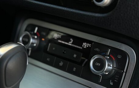 Volkswagen Touareg III, 2012 год, 2 059 000 рублей, 17 фотография
