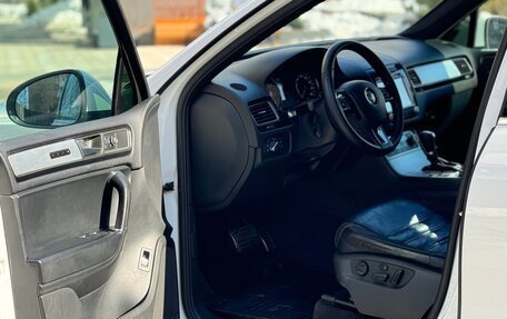 Volkswagen Touareg III, 2012 год, 2 059 000 рублей, 14 фотография