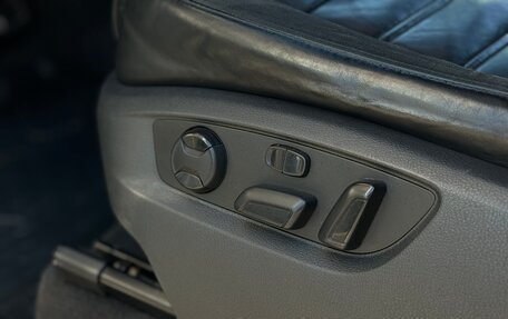 Volkswagen Touareg III, 2012 год, 2 059 000 рублей, 26 фотография