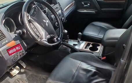 Mitsubishi Pajero IV, 2011 год, 1 950 000 рублей, 9 фотография