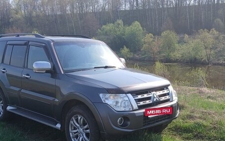 Mitsubishi Pajero IV, 2011 год, 1 950 000 рублей, 5 фотография