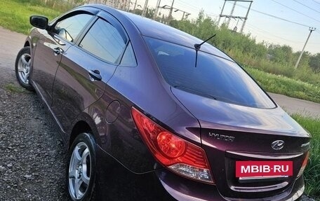 Hyundai Solaris II рестайлинг, 2013 год, 700 000 рублей, 7 фотография