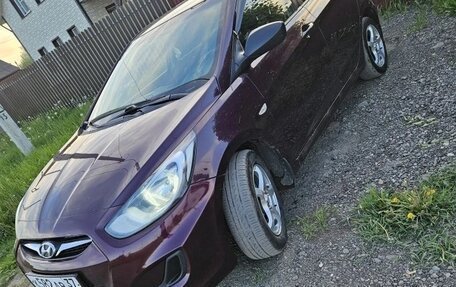 Hyundai Solaris II рестайлинг, 2013 год, 700 000 рублей, 8 фотография