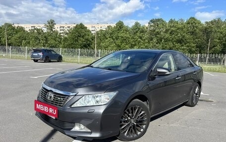 Toyota Camry, 2012 год, 1 850 000 рублей, 3 фотография