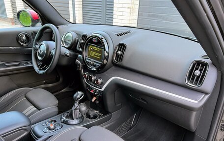 MINI Countryman II (F60), 2017 год, 2 590 000 рублей, 18 фотография
