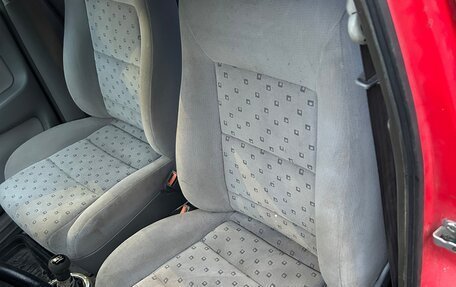 Volkswagen Pointer, 2005 год, 200 000 рублей, 14 фотография