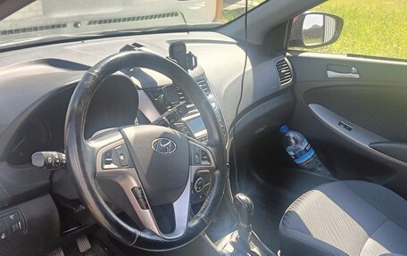 Hyundai Solaris II рестайлинг, 2014 год, 1 060 000 рублей, 5 фотография