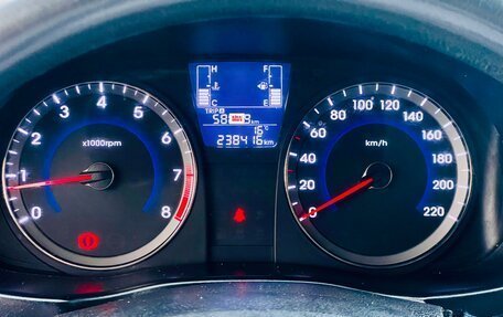 Hyundai Solaris II рестайлинг, 2016 год, 850 000 рублей, 5 фотография