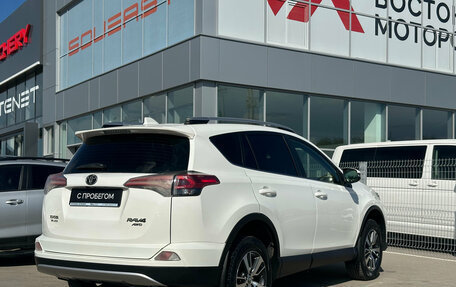 Toyota RAV4, 2016 год, 1 850 000 рублей, 6 фотография