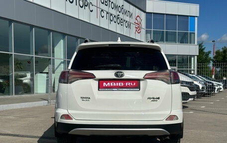 Toyota RAV4, 2016 год, 1 850 000 рублей, 5 фотография