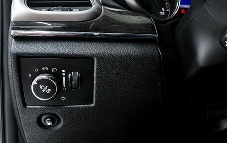 Jeep Grand Cherokee, 2011 год, 2 199 000 рублей, 13 фотография