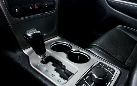 Jeep Grand Cherokee, 2011 год, 2 199 000 рублей, 21 фотография