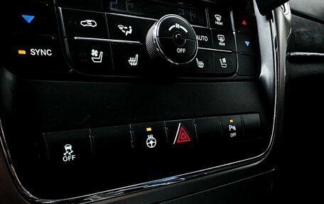 Jeep Grand Cherokee, 2011 год, 2 199 000 рублей, 20 фотография