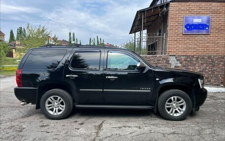 Chevrolet Tahoe III, 2013 год, 2 590 000 рублей, 4 фотография