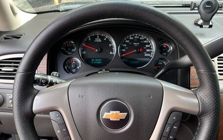 Chevrolet Tahoe III, 2013 год, 2 590 000 рублей, 8 фотография