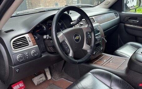 Chevrolet Tahoe III, 2013 год, 2 590 000 рублей, 7 фотография