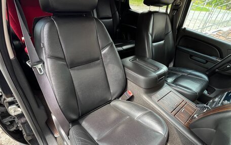 Chevrolet Tahoe III, 2013 год, 2 590 000 рублей, 18 фотография