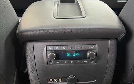 Chevrolet Tahoe III, 2013 год, 2 590 000 рублей, 26 фотография