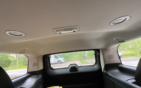 Chevrolet Tahoe III, 2013 год, 2 590 000 рублей, 33 фотография